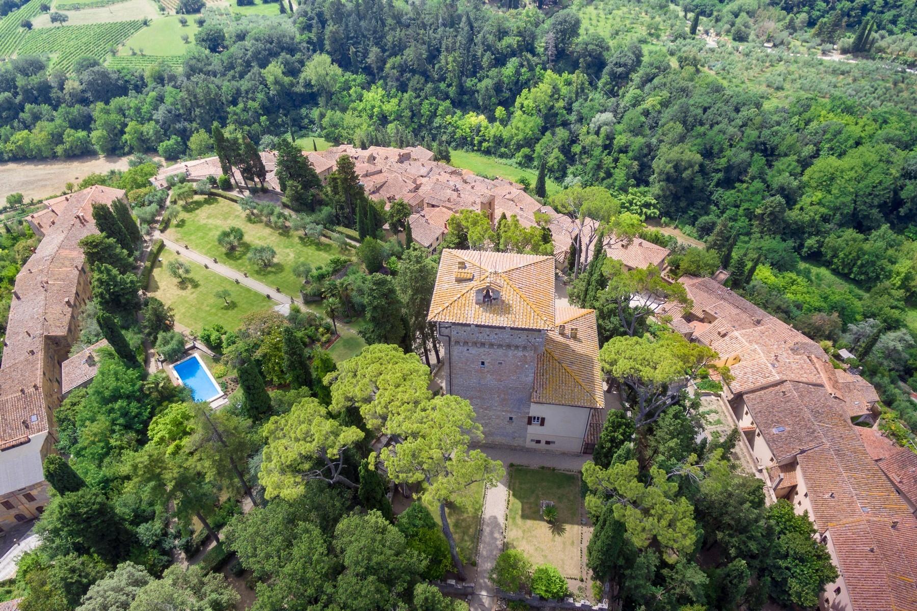 Rocca di Cetona, un'incantevole villa con viste mozzafiato dei paesaggi - 33