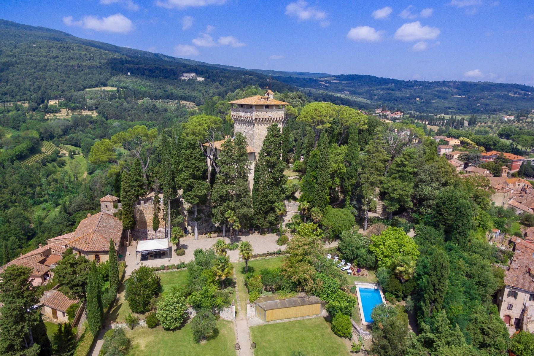 Rocca di Cetona, eine herrliche Villa mit atemberaubendem Blick auf die Landschaft - 1
