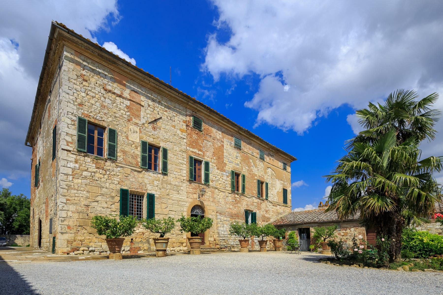 Prestigiosa proprietà nel cuore della Toscana - 1
