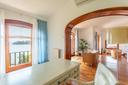 Spettacolare villa con piscina fronte mare, in vendita, Monte Argentario | Sotheby’s Realty Italy - 11