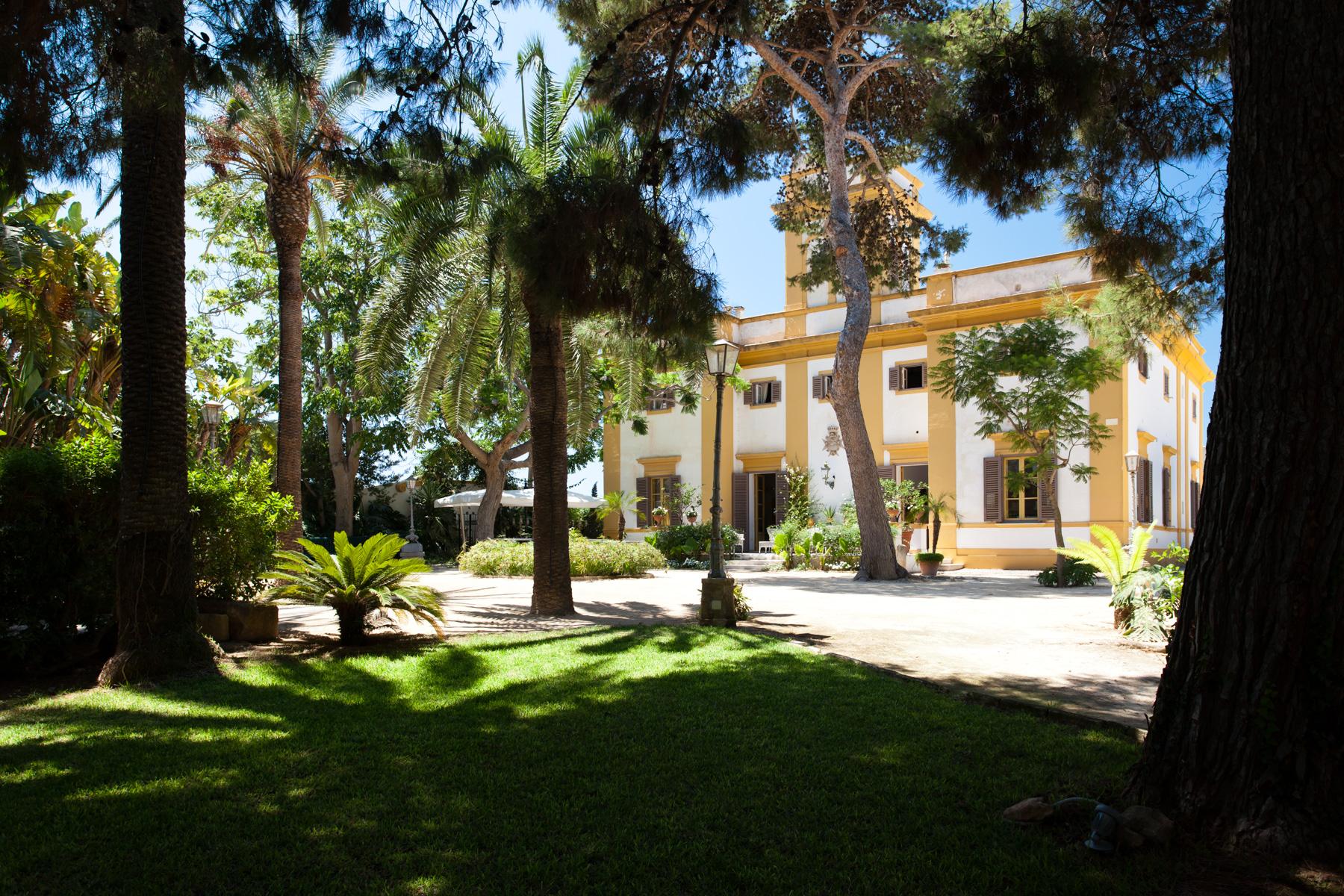 Majestic Historical villa in Marsala - 17