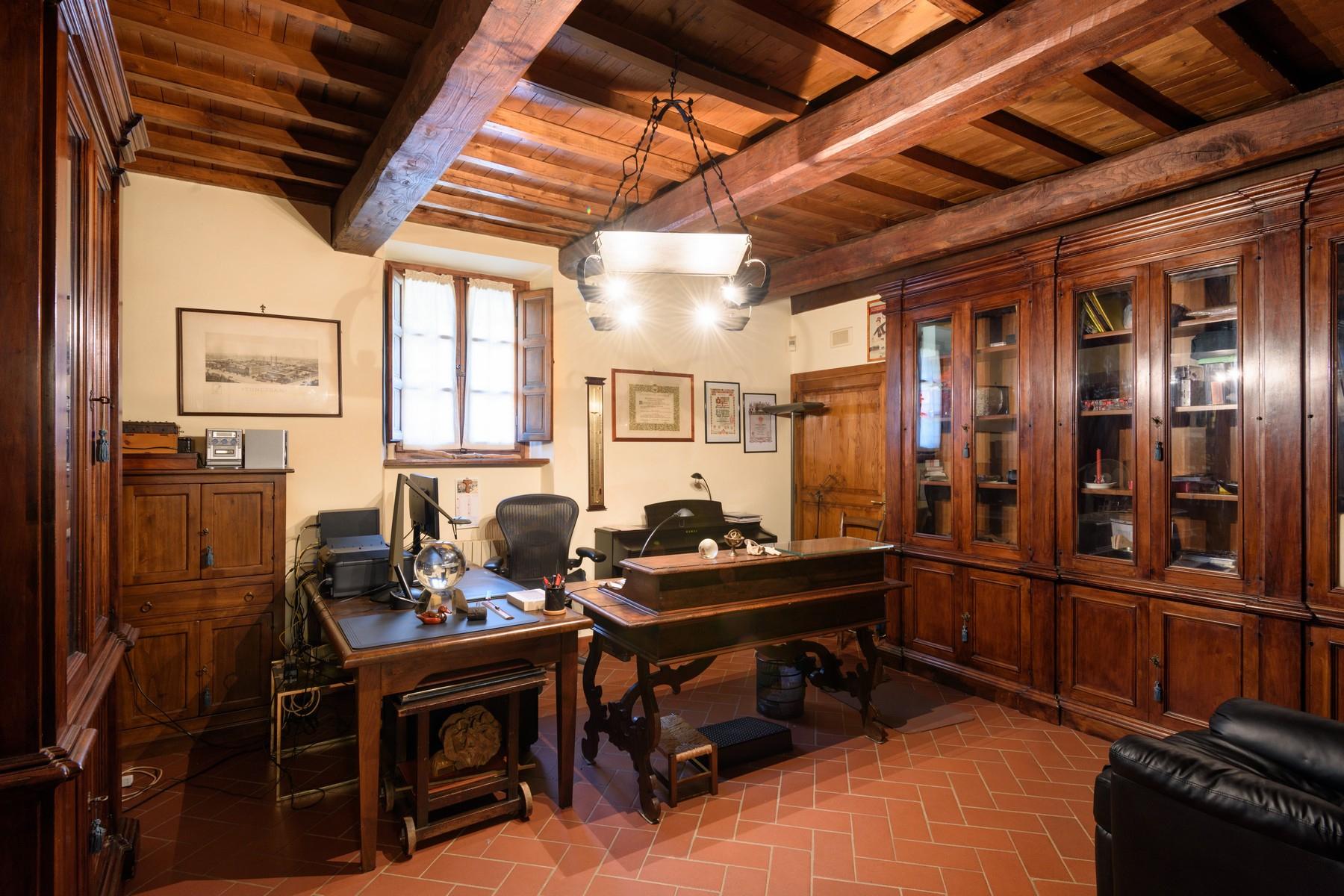 Historical palace of the 10th century in the heart of the Val di Chiana - 15