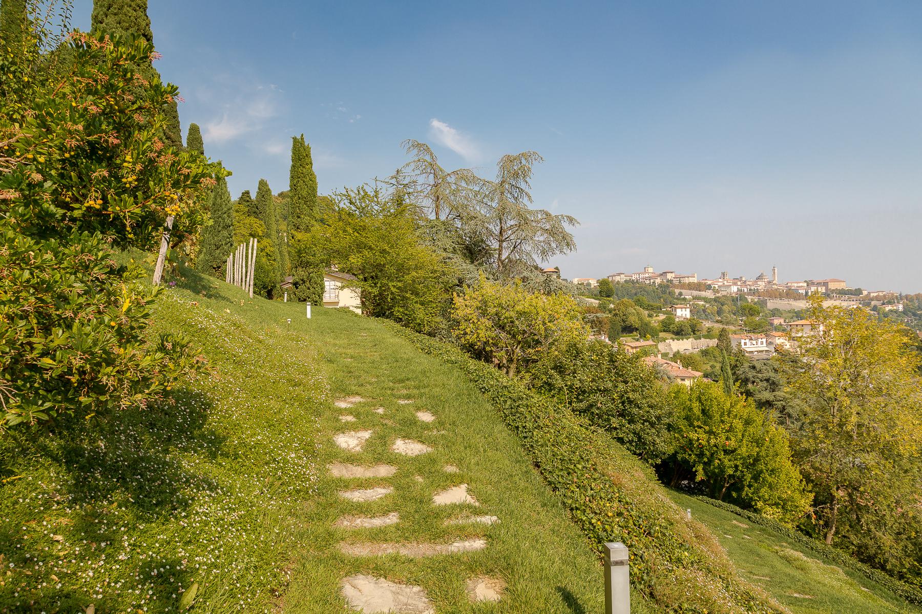 Magnifica villa con parco e piscina sui colli di Bergamo - 20