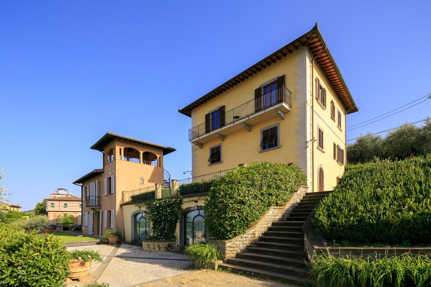 Elegante Villa in der Nähe von Florenz - 1