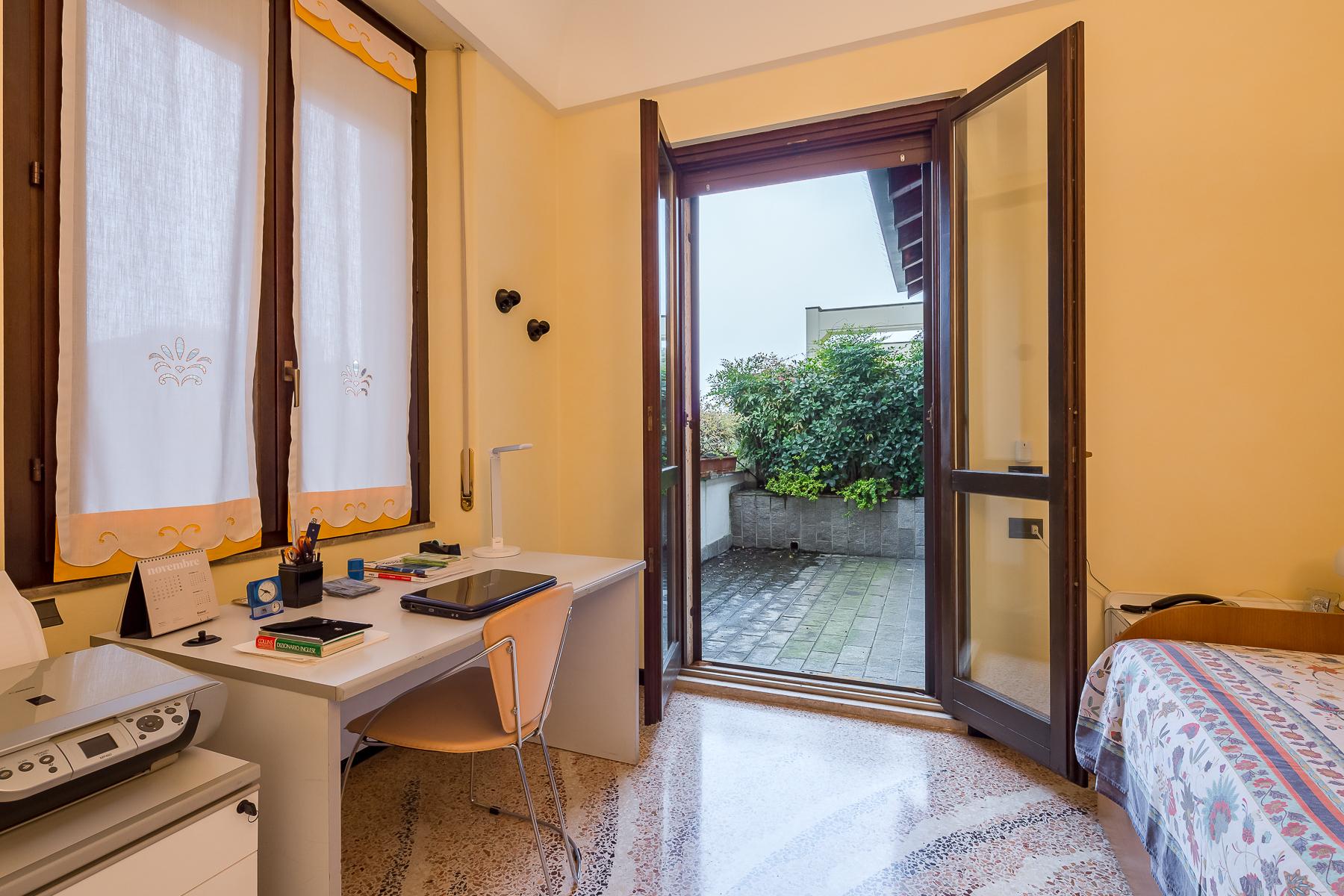 Charming penthouse with terrace at the Arco della Pace - 14
