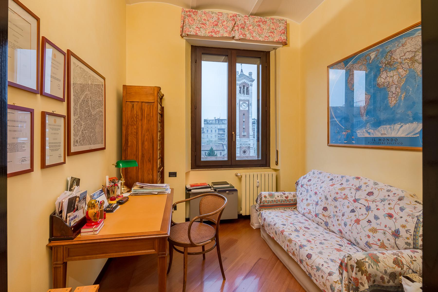 Charming penthouse with terrace at the Arco della Pace - 11