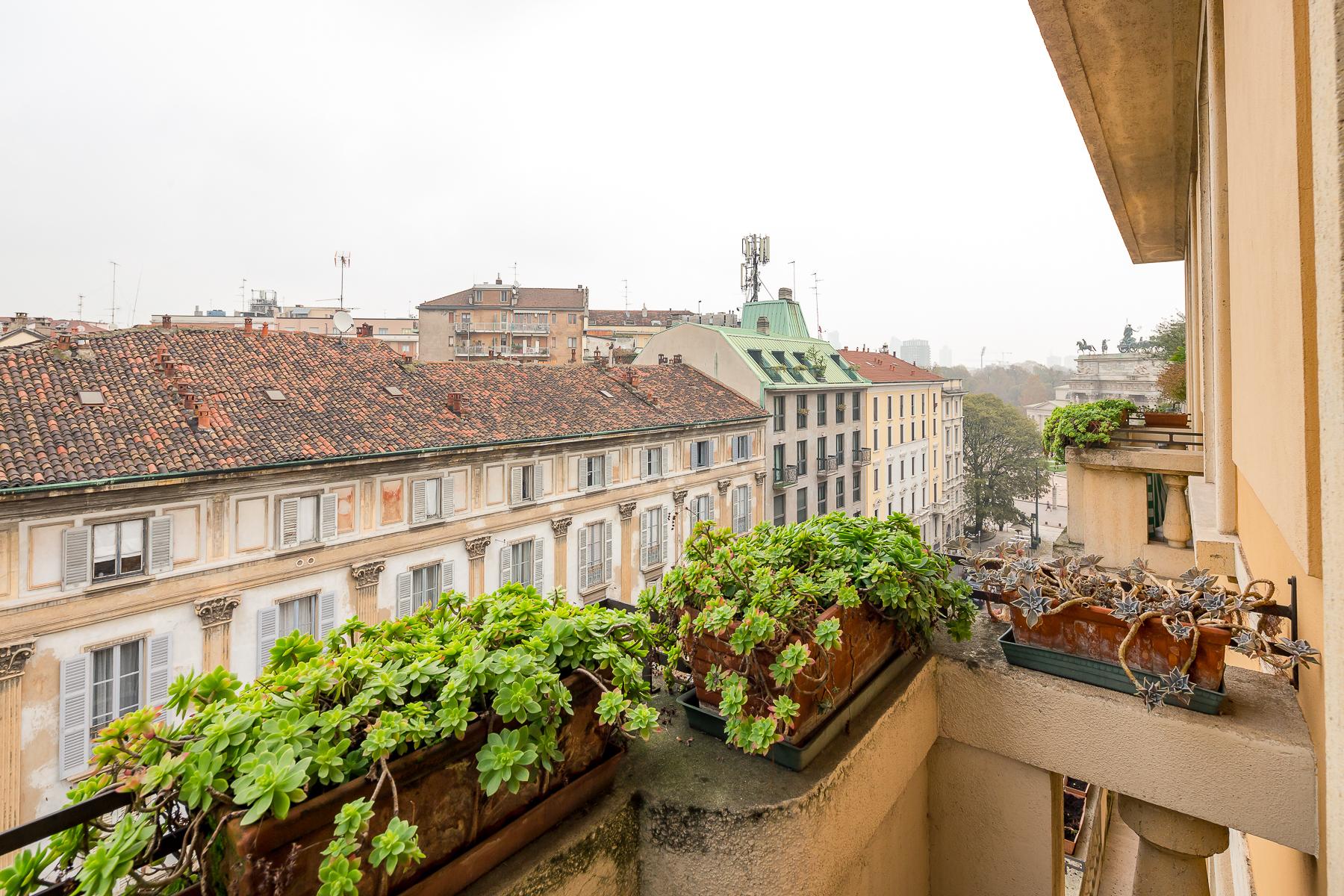 Penthouse de charme avec terrasse près de l'Arco della Pace - 17