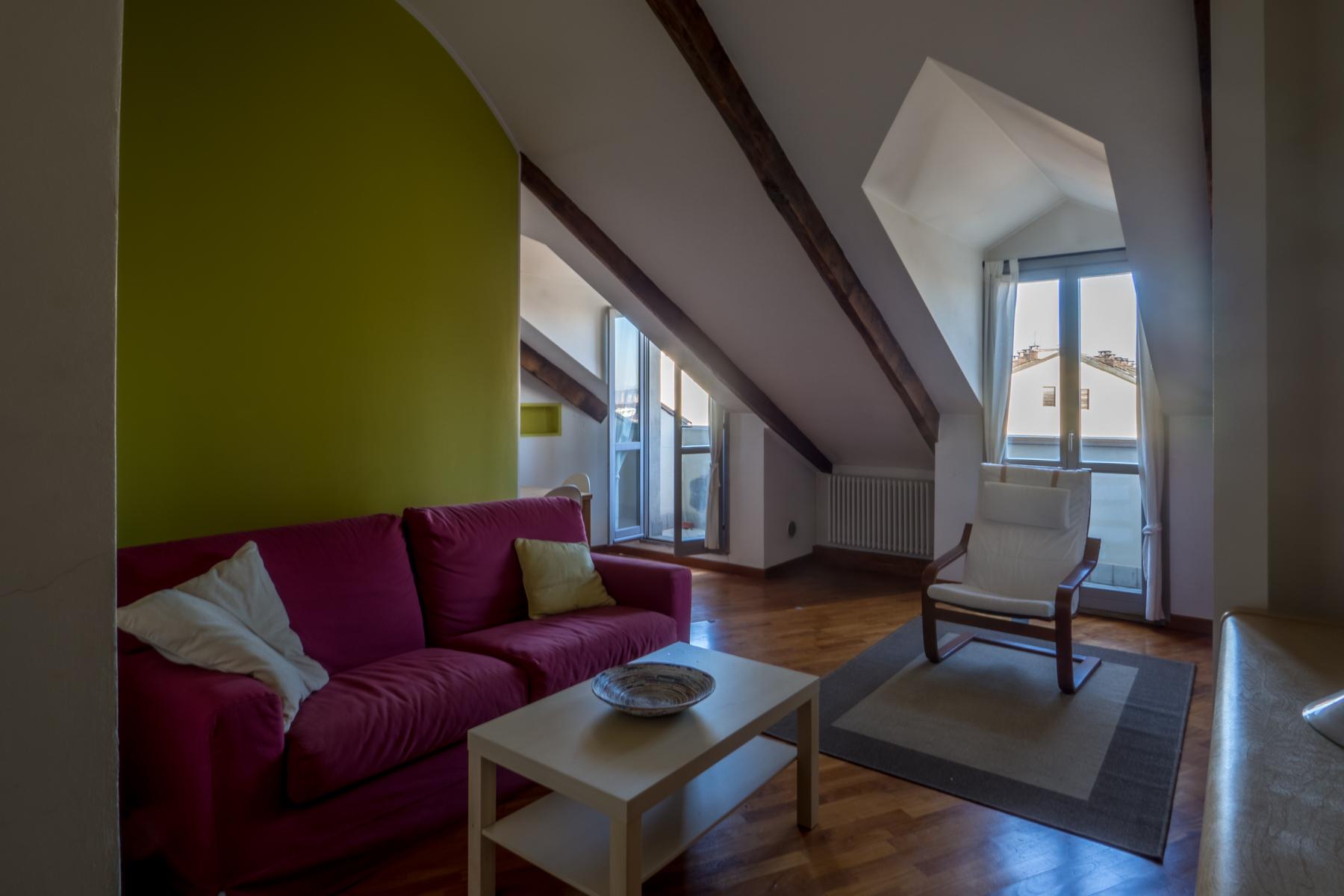 Apartment on the last floor in the historical center of Turin - 7
