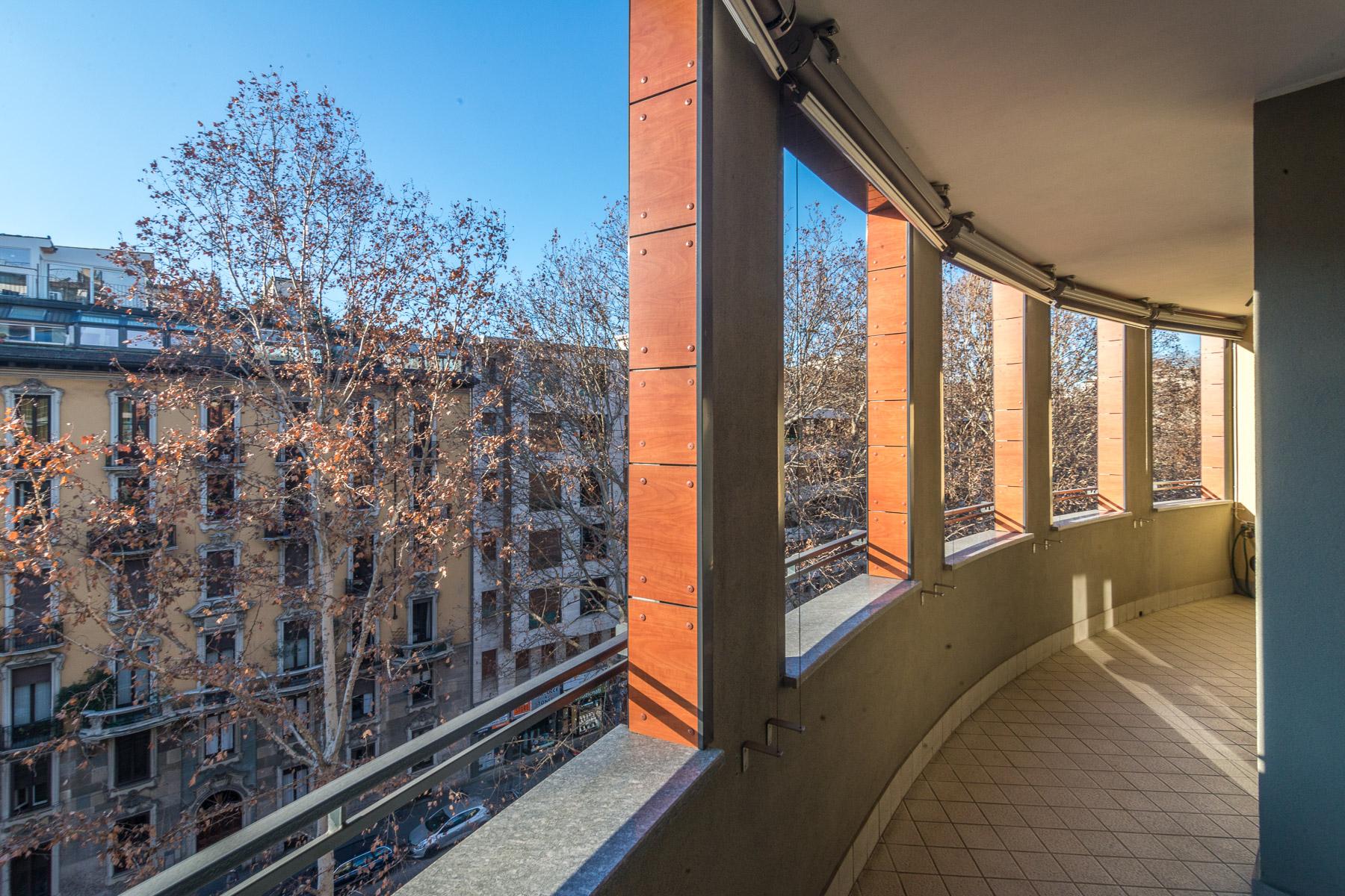 Close to Piazza Tricolore. New four-room apartment in a refined modern context - 2