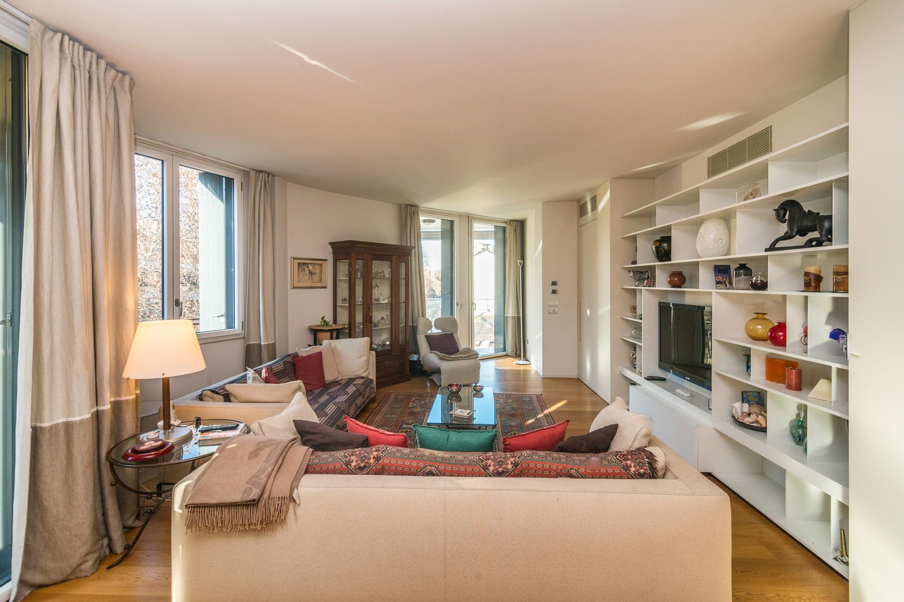 Close to Piazza Tricolore. New four-room apartment in a refined modern context - 10