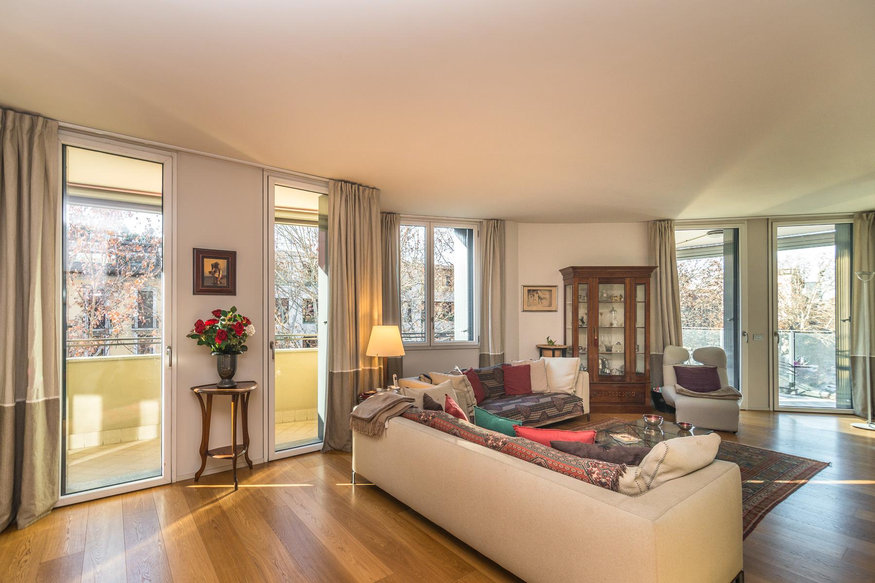 Close to Piazza Tricolore. New four-room apartment in a refined modern context - 11