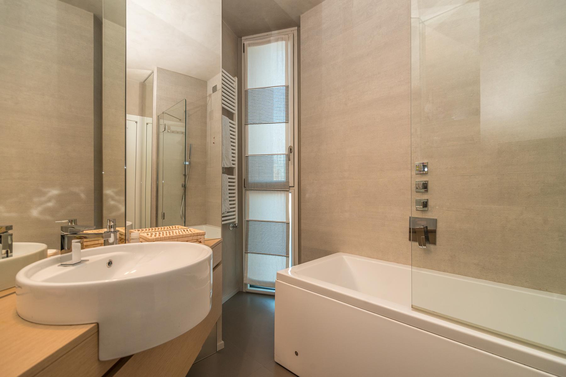 Close to Piazza Tricolore. New four-room apartment in a refined modern context - 20