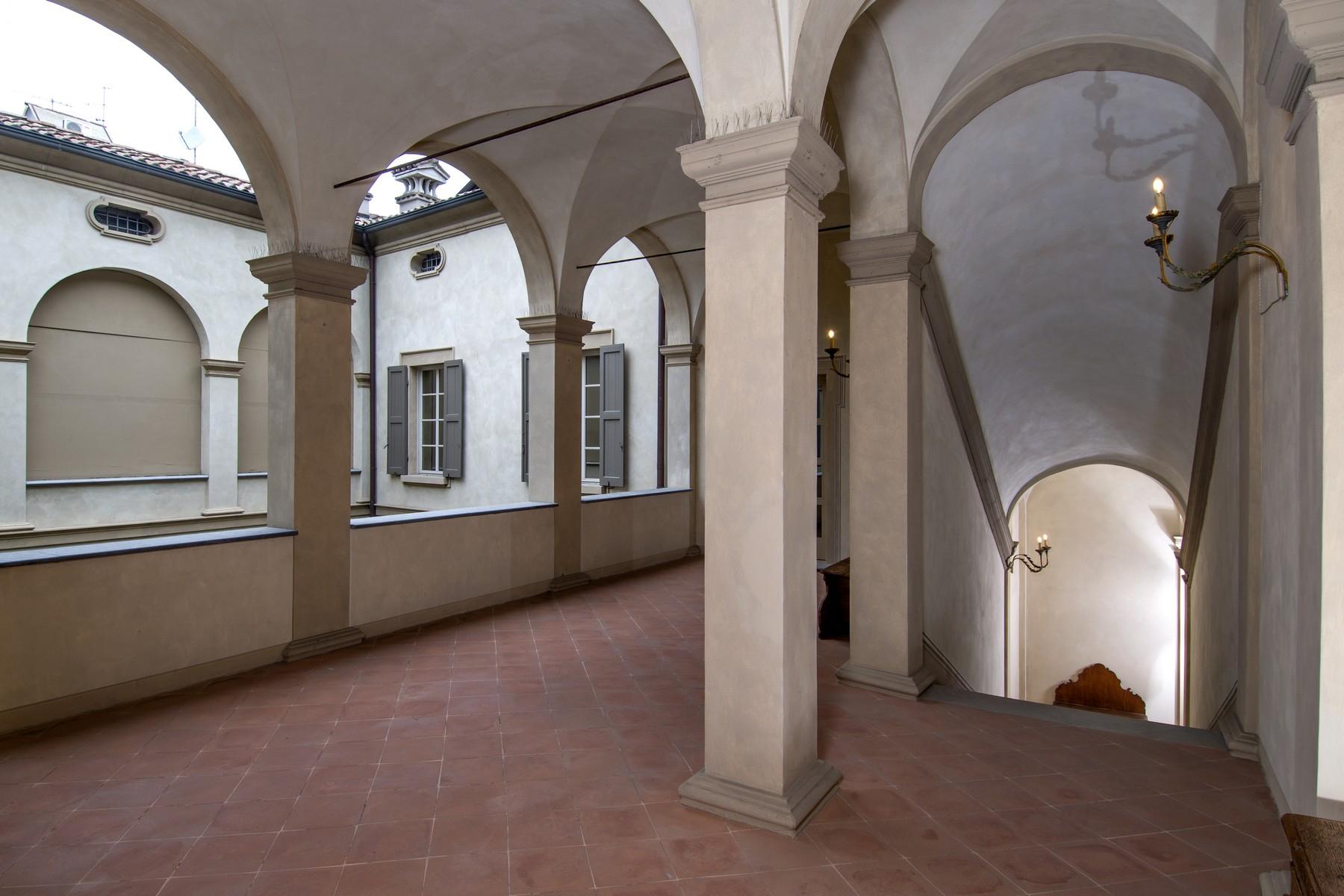 Herrlicher Palast im Reggio Emilia Stadtzentrum - 7