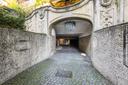 Meraviglioso appartamento immerso nel verde del parco di Villa Brasini, in vendita, Roma | Sotheby’s Realty Italy - 3