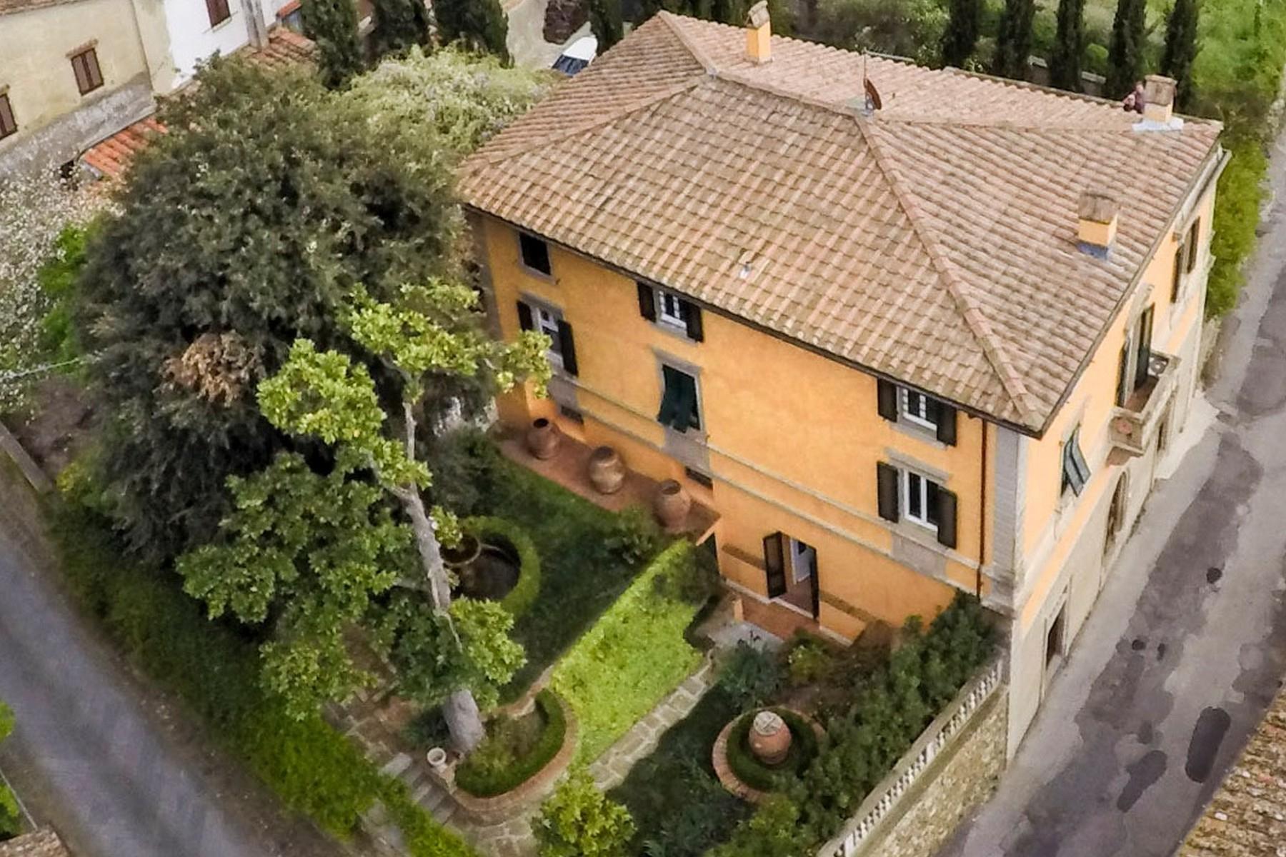 Stupenda villa nei pressi del Golf di Montecatini Terme - 2