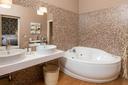 Lussuoso Appartamento di Design a Due Passi dal Colosseo, in vendita, Roma | Sotheby’s Realty Italy - 10