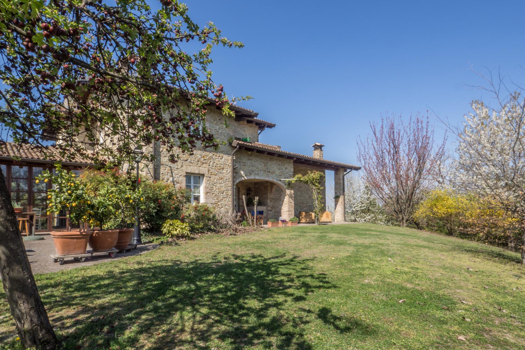 Wunderschönes Bauernhaus aus Stein mitten auf den Monferrato Hügeln - 12