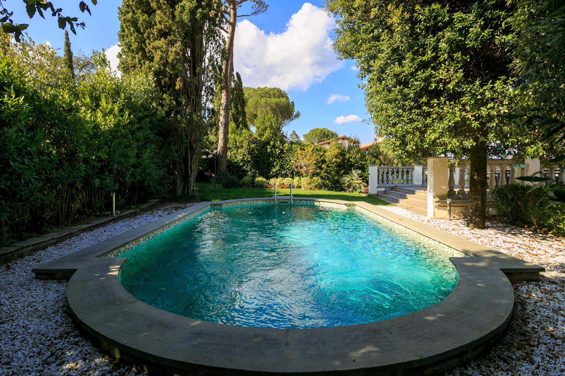 Splendida villa con piscina sulla collina di Pian dei Giullari a Firenze - 7
