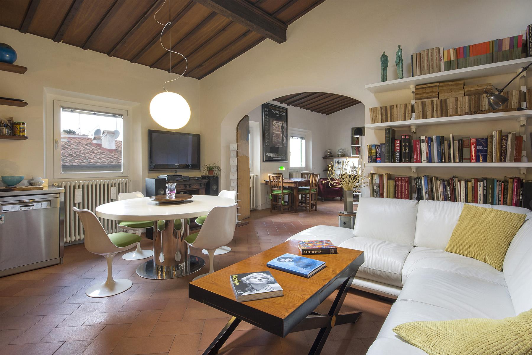 Charming apartment in the heart of Florence with terrace - 9