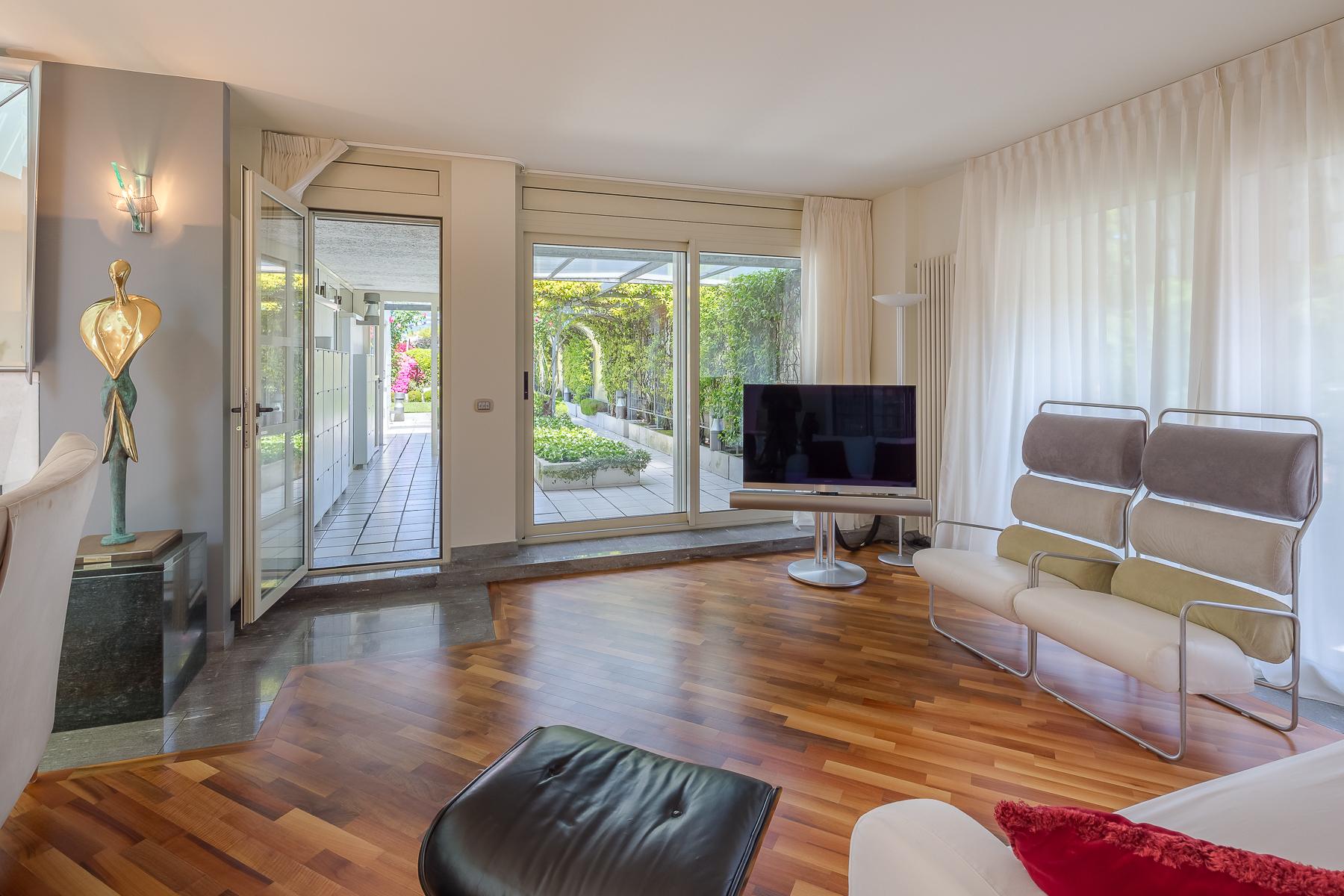 Bright penthouse in the center of Luino - 10