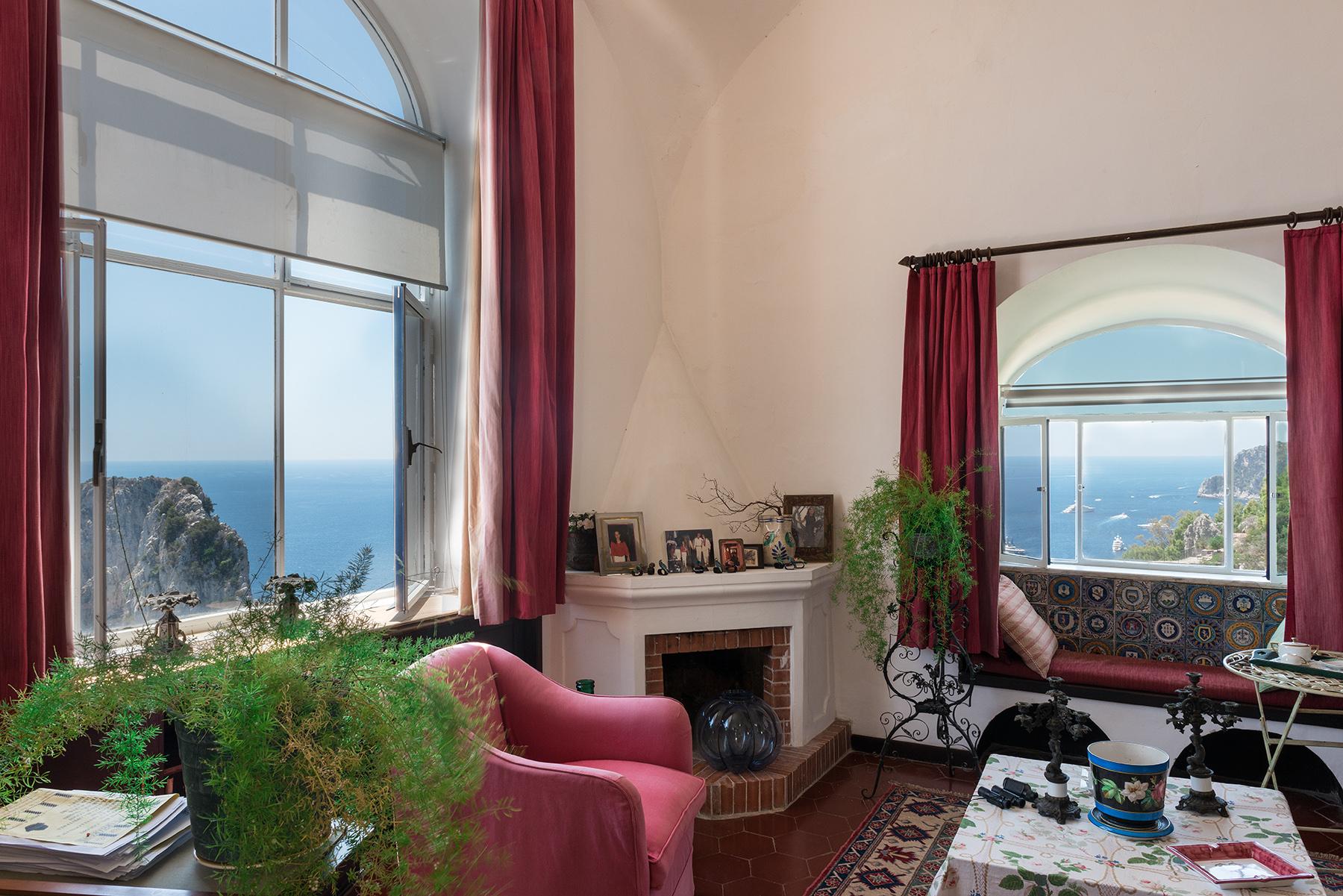 Remarkable villa with a breathtaking panorama on the Faraglioni rocks - 20