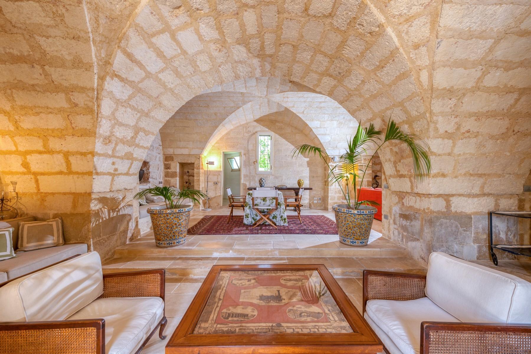 Enchanting 15th century-farmhouse immersed in olive trees - 32