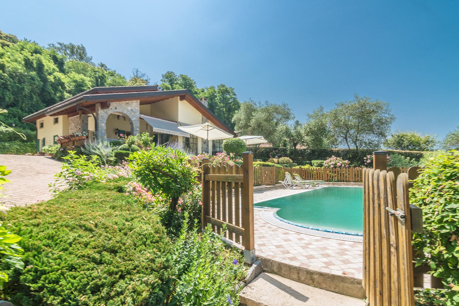 Elegante villa con piscina sulla sponda lombarda del Lago Maggiore - 3