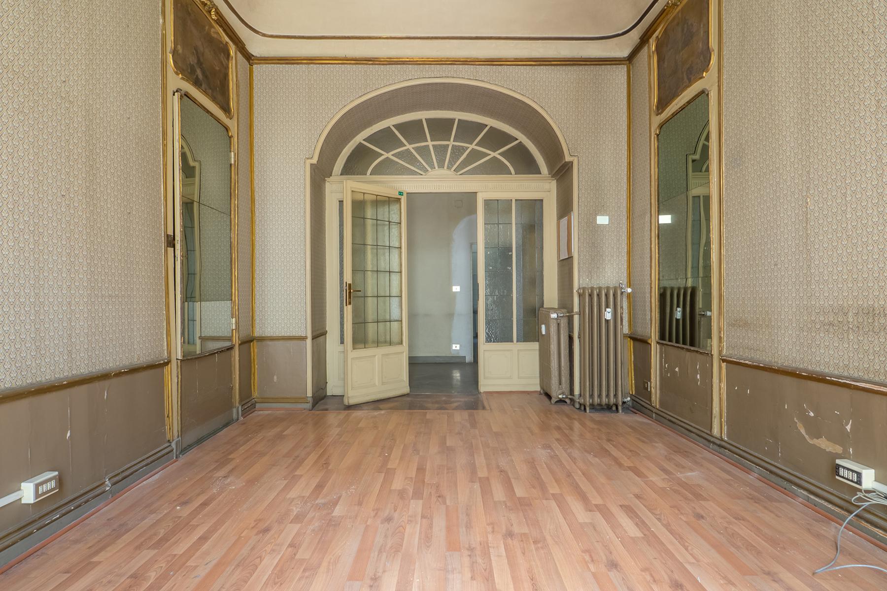 Monumental office in the center of Turin - 5