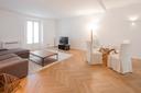 Luminoso appartamento ristrutturato in zona Brera, in vendita, Milano | Sotheby’s Realty Italy - 6