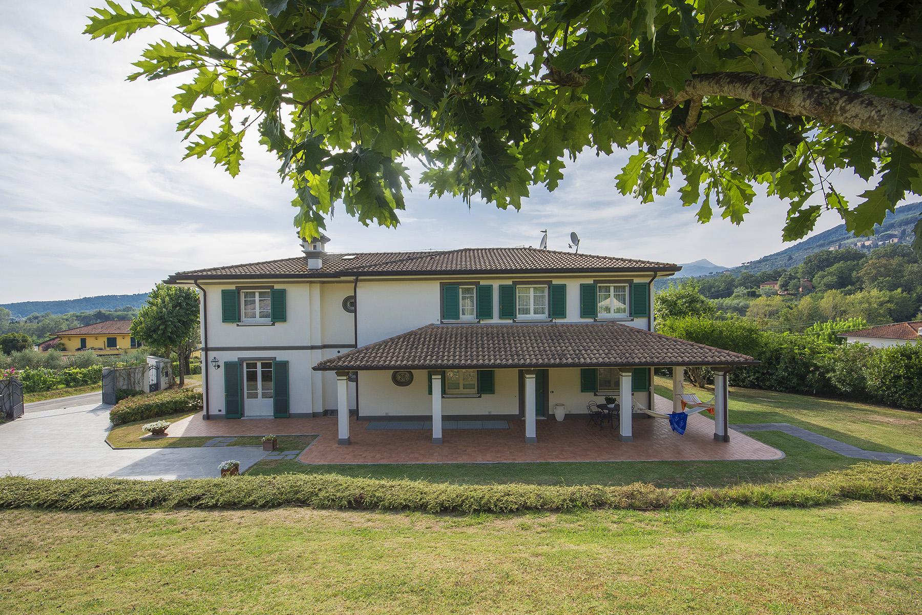 Charmante Villa auf den Hügeln von Lucca - 4