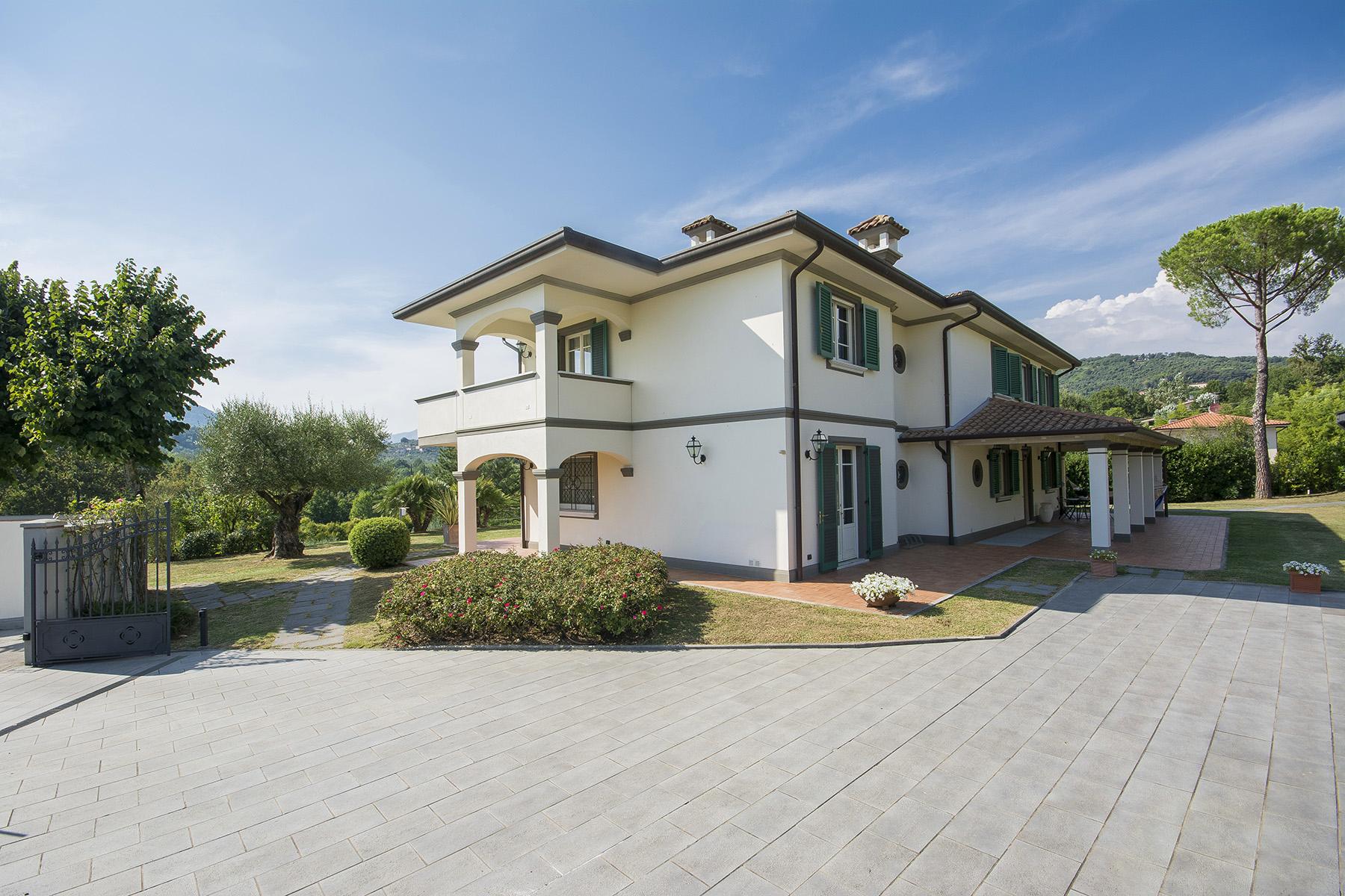 Charmante Villa auf den Hügeln von Lucca - 3