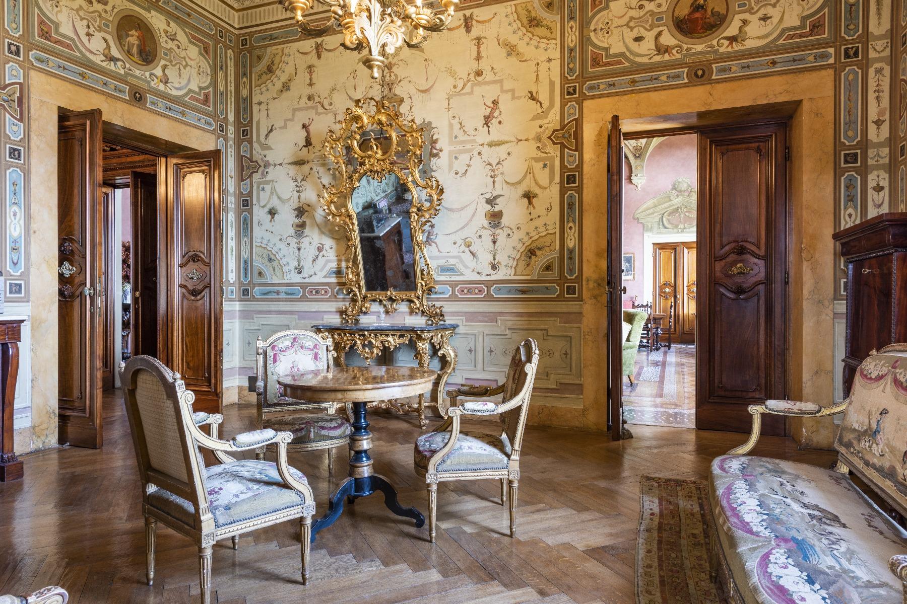 Majestische neoklassische Villa - 17