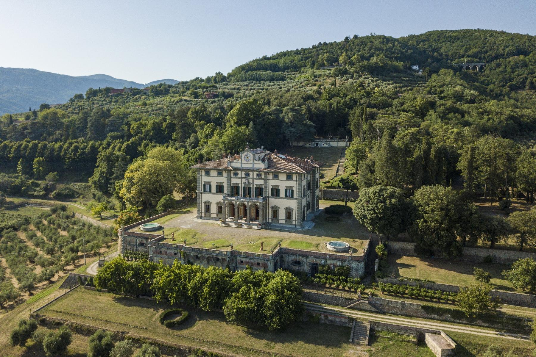 Majestueuse villa néo-classique - 1