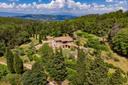 Splendido rifugio di campagna con vista su Siena, in vendita, Monte San Savino | Sotheby’s Realty Italy - 1