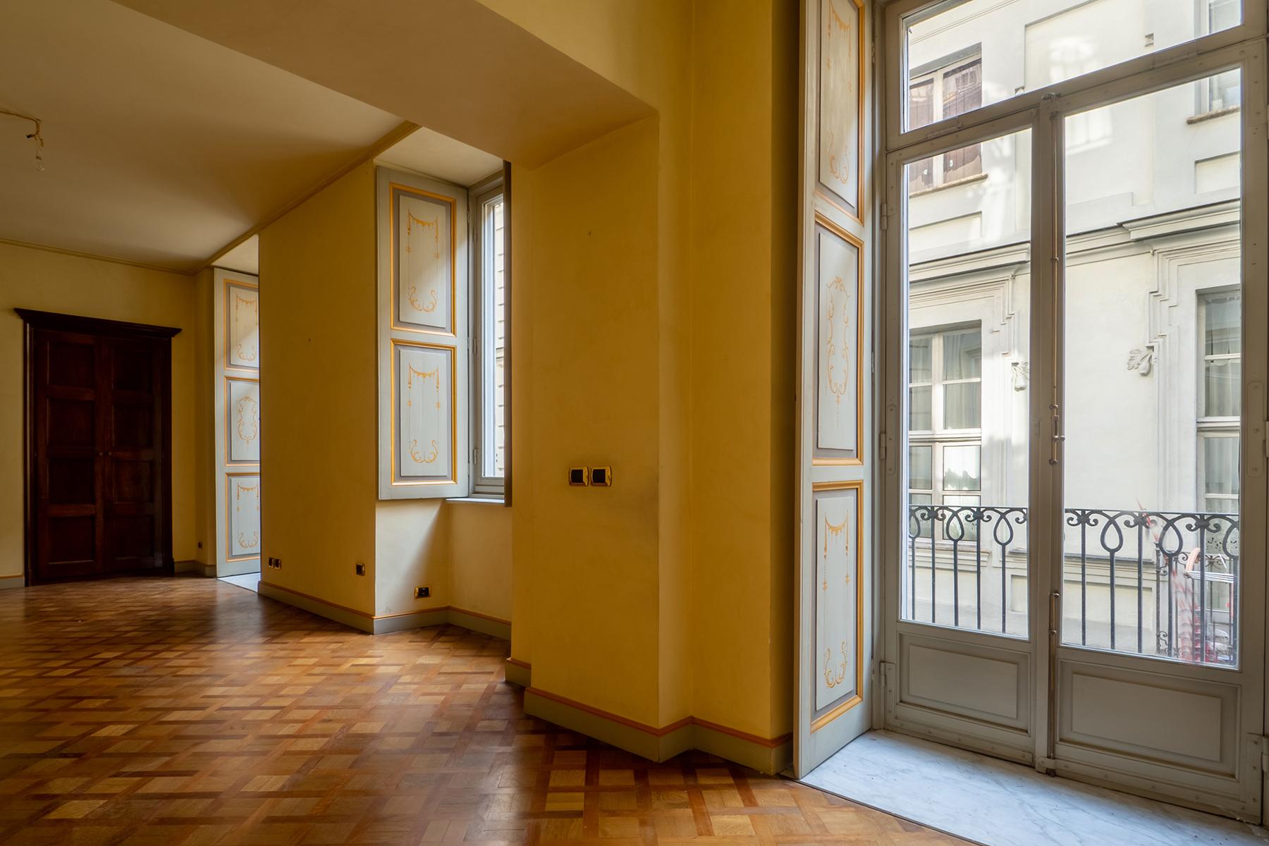 Appartamento d'epoca nel centro storico di Torino - 16