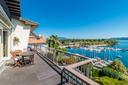 Splendida villa fronte lago con piscina, in vendita, Lesa | Sotheby’s Realty Italy - 4