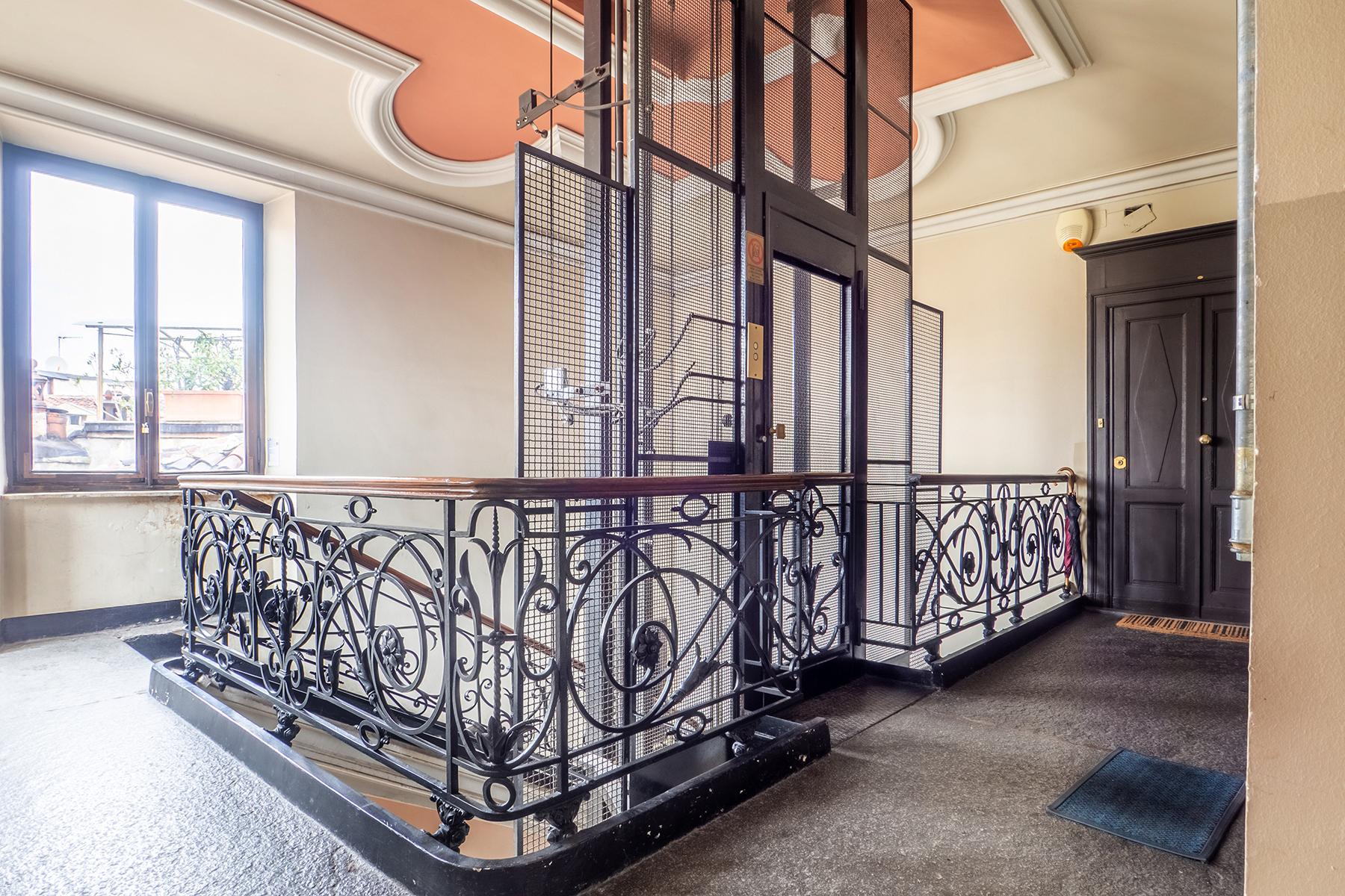 Delightful penthouse in the heart of  the historical center of Turin - 22