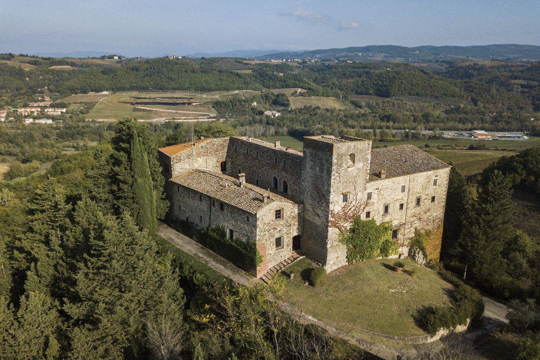 Renaissance castle in the Florentine Chianti hills - 33