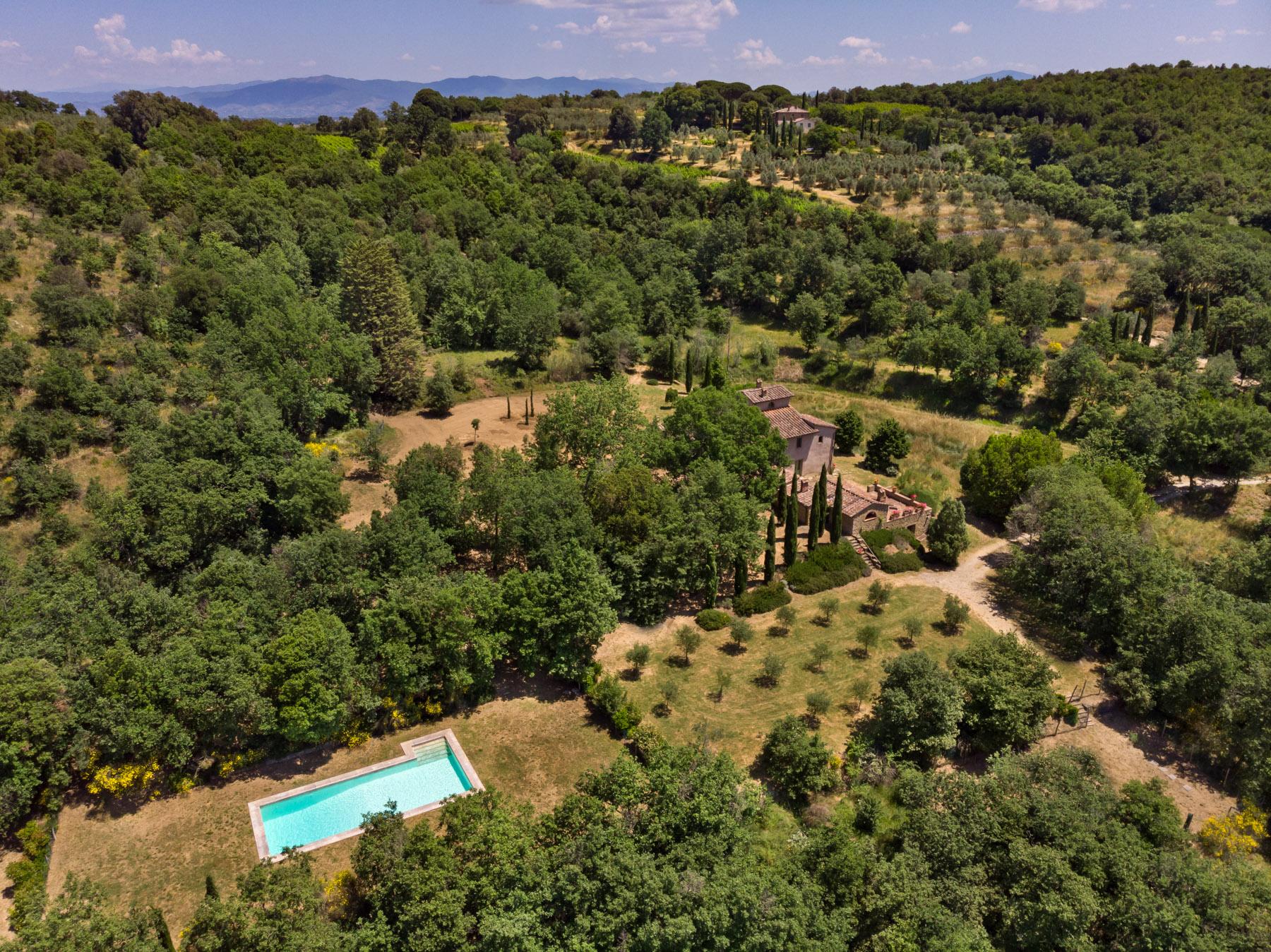 Belle maison de campagne, immergées dans les collines toscanes - 3