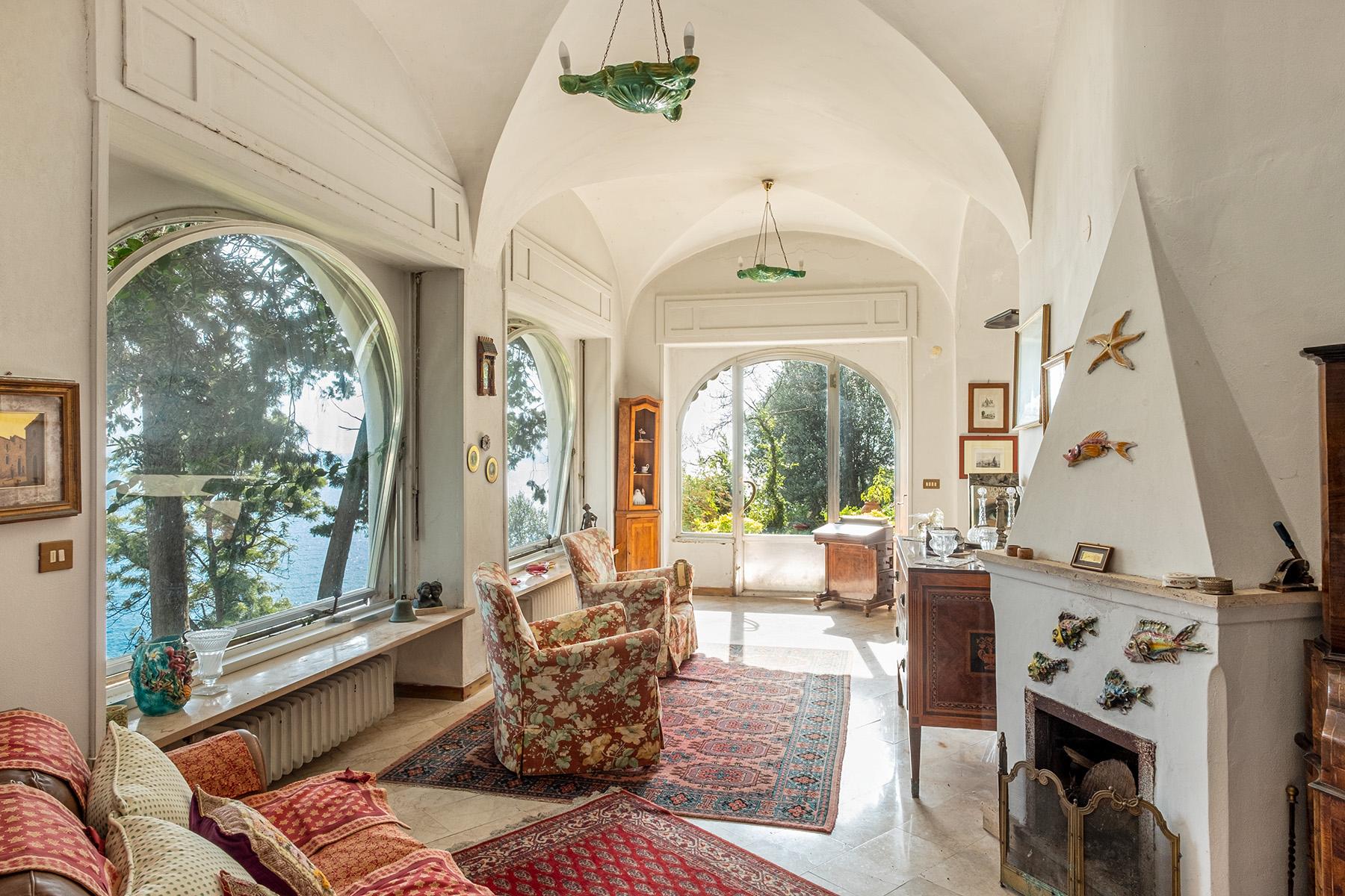 Historic villa with a breathtaking panorama on the Faraglioni rocks - 7