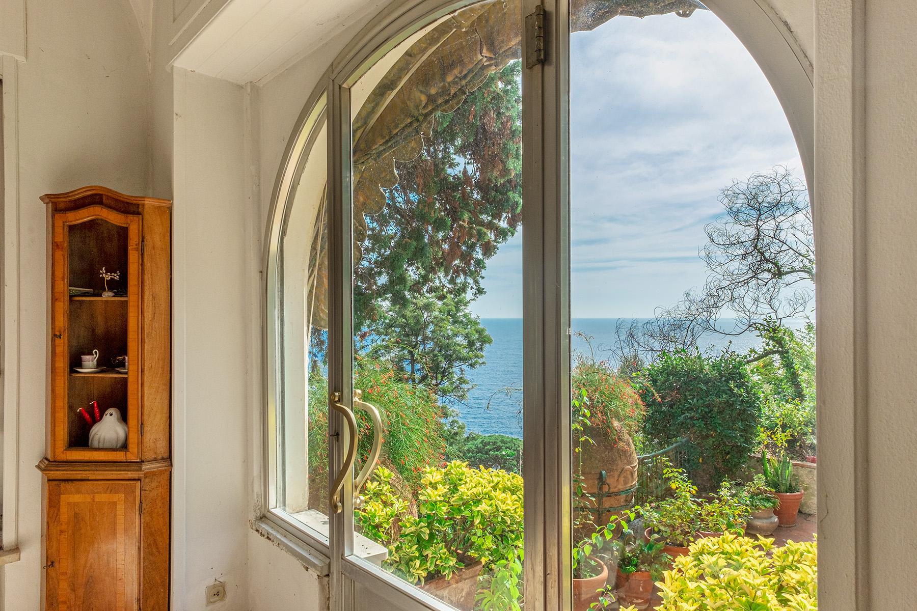 Historic villa with a breathtaking panorama on the Faraglioni rocks - 5