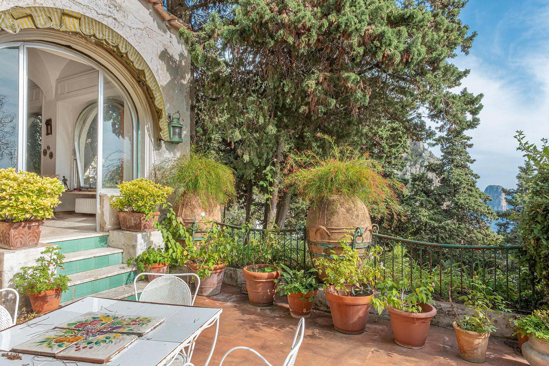 Historic villa with a breathtaking panorama on the Faraglioni rocks - 17