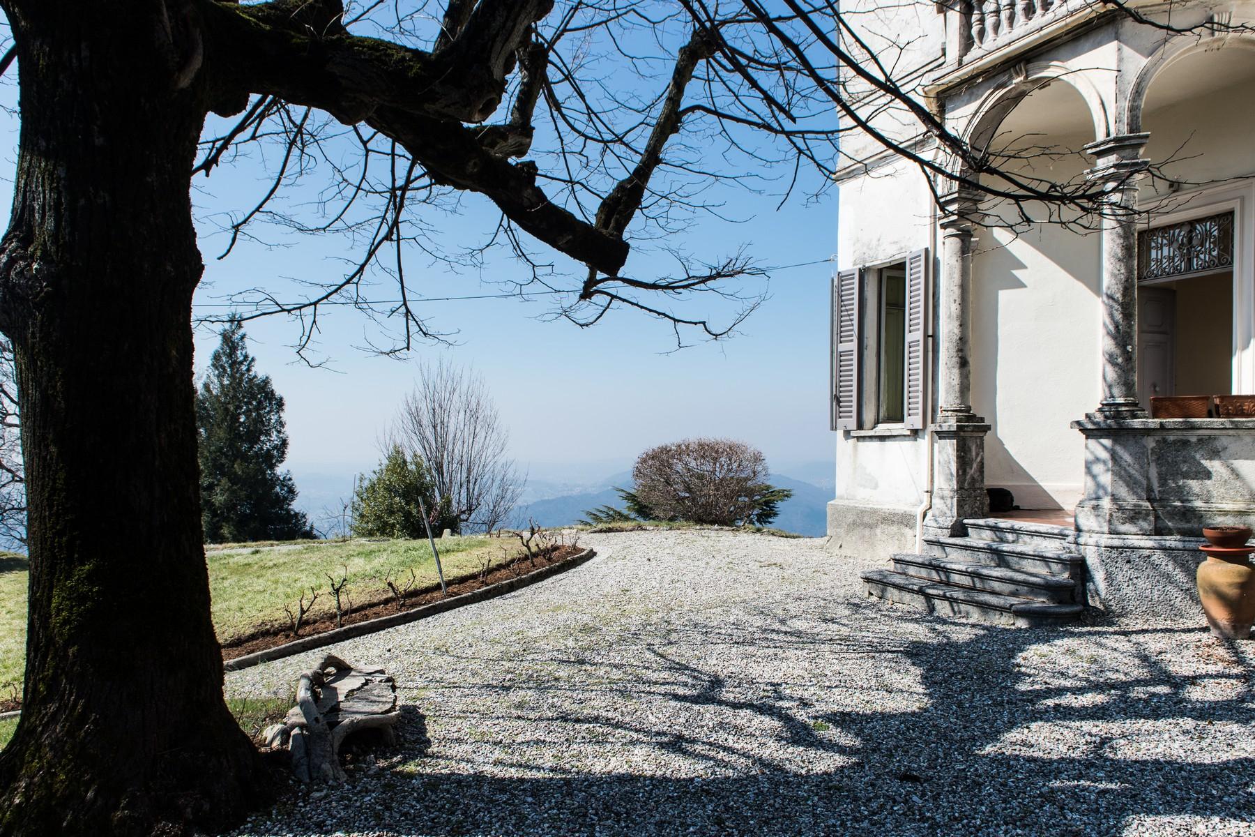 Elegant historic villa in a panoramic position - 5