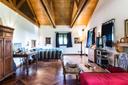 Importante complesso misto con 17 ettari di terreno, in vendita, Anzano del Parco | Sotheby’s Realty Italy - 6