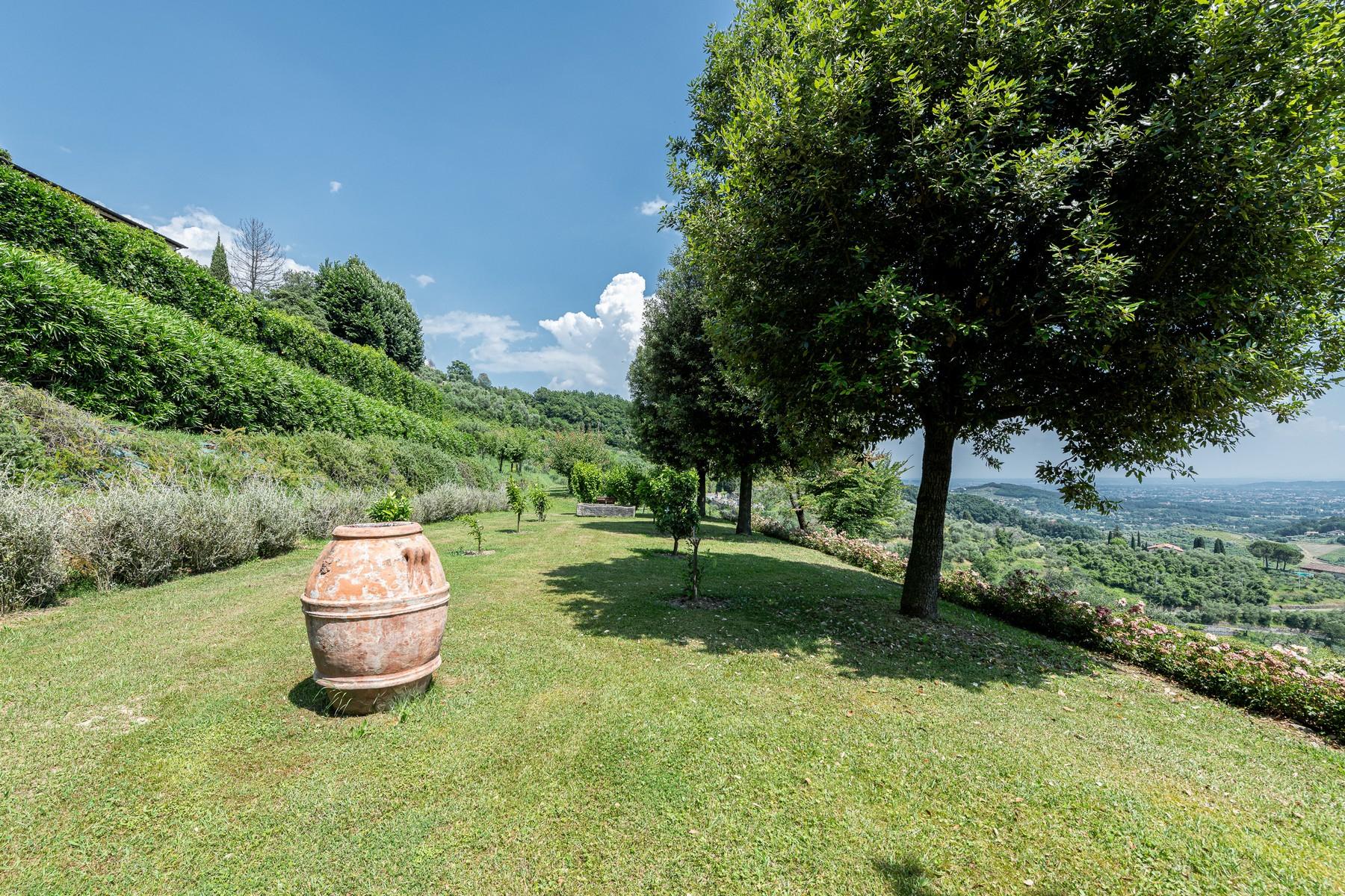 Herrliches Bauernhaus mit atemberaubendem Blick auf die Hügel von Lucca - 14