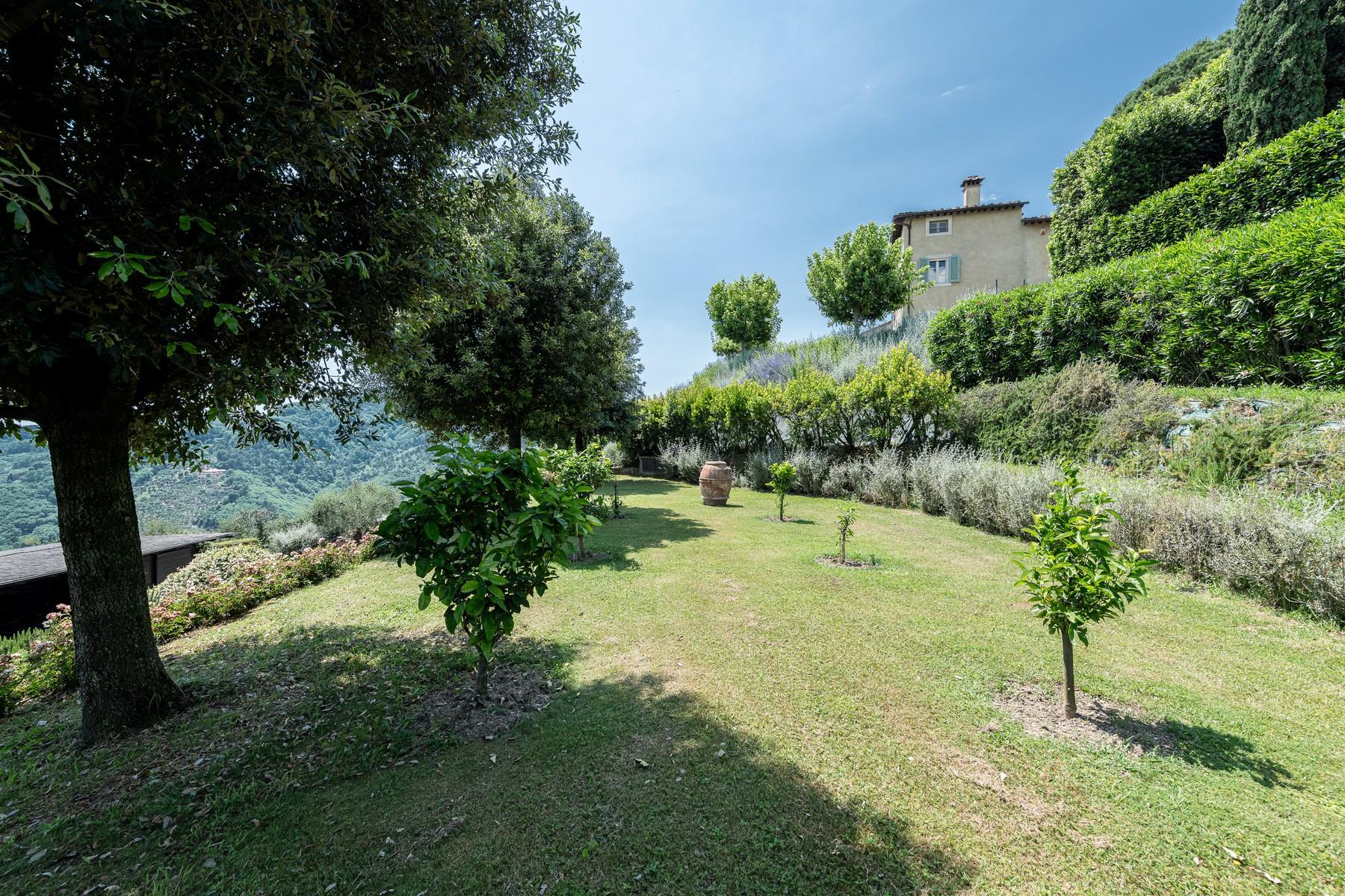 Herrliches Bauernhaus mit atemberaubendem Blick auf die Hügel von Lucca - 15
