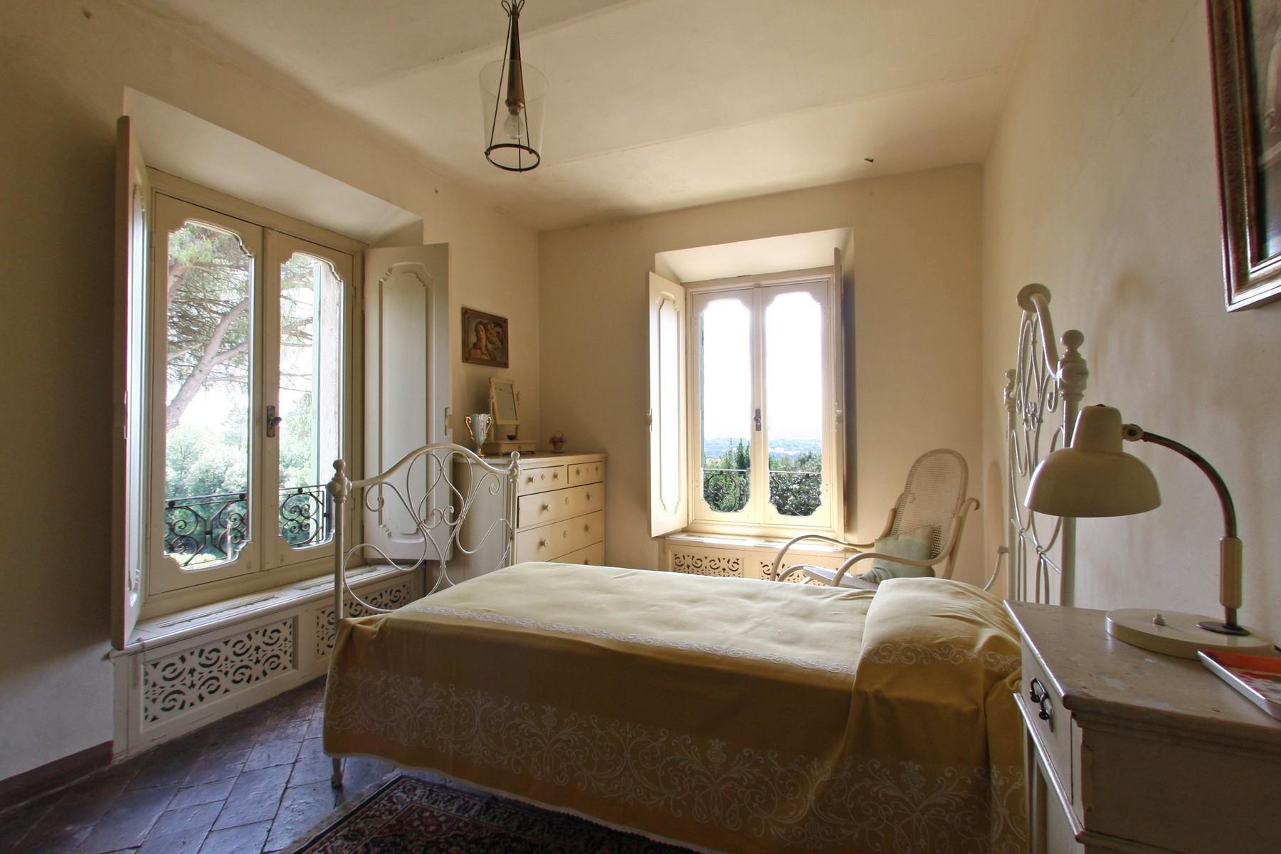Magnificent historical villa with typical italian garden in Umbria - 37