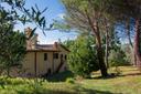 Incantevole Casale con campo da tennis e piscina, in vendita, Castelfranco Piandiscò | Sotheby’s Realty Italy - 24