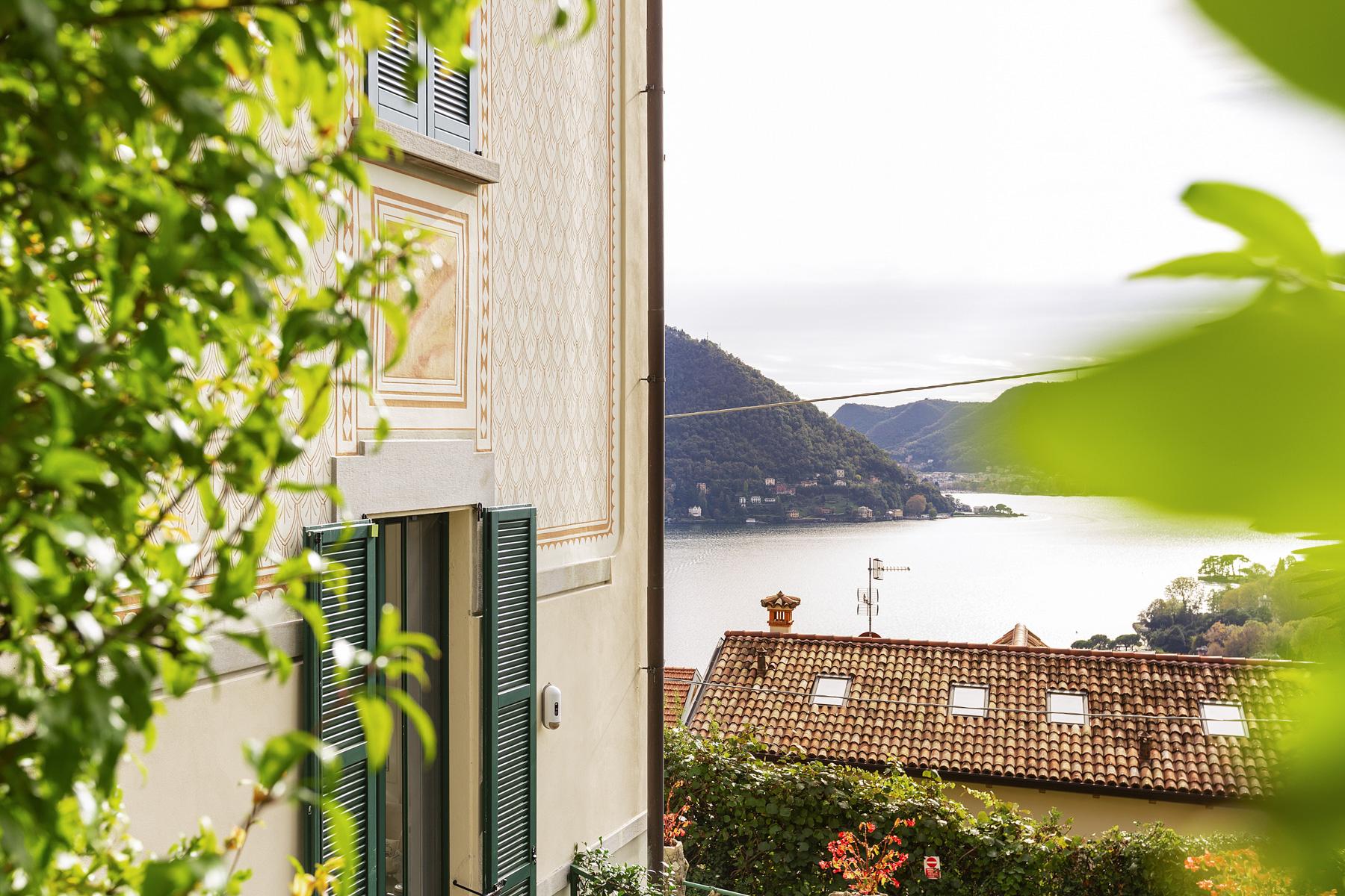 Bellissima villa con meravigliosa vista sulla città e sul primo bacino del Lago di Como - 2