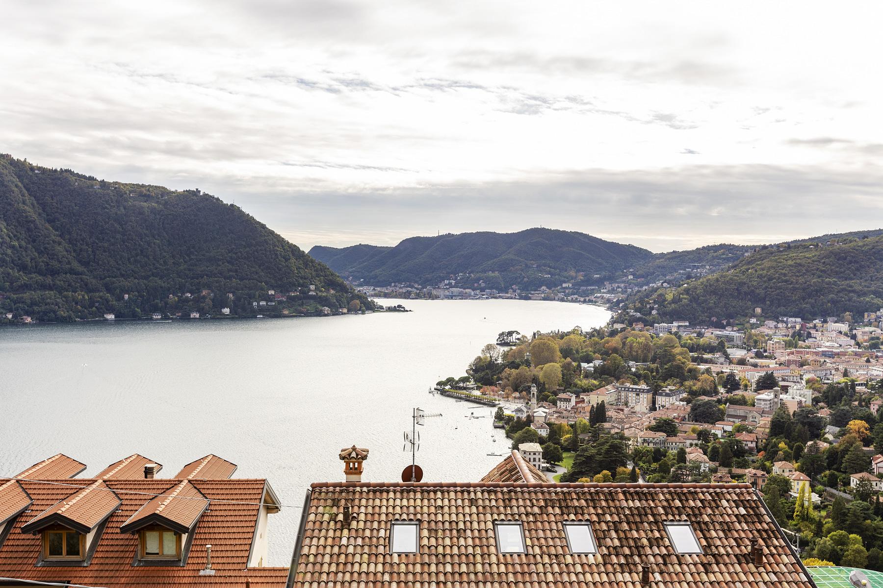 Bellissima villa con meravigliosa vista sulla città e sul primo bacino del Lago di Como - 17